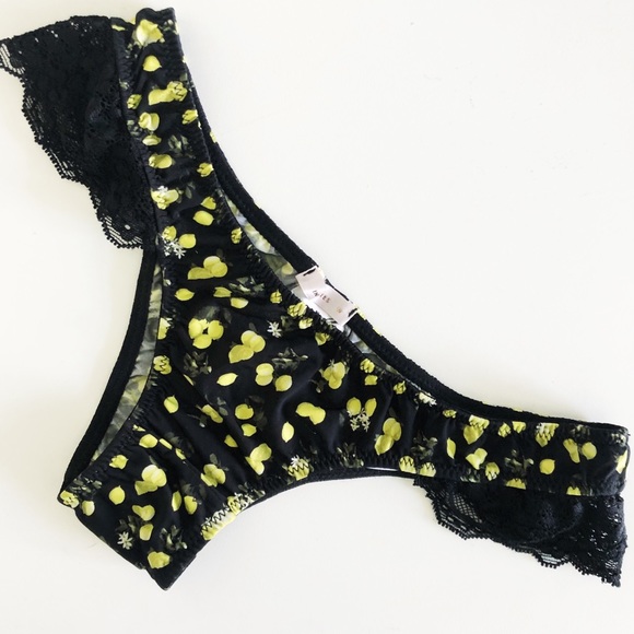 NWOT Animale Intimates Lemon Print Set Size S/M - Picture 7 of 8